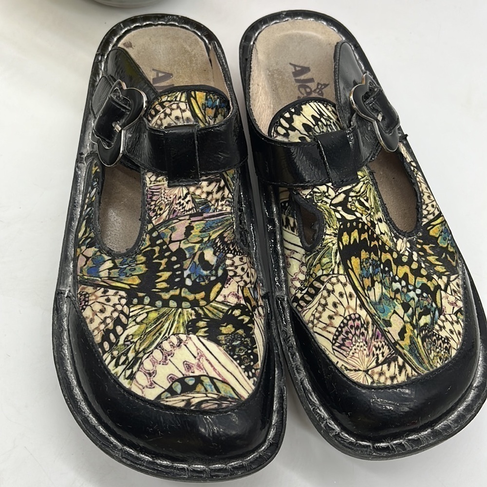 Alegria ALG-381 Butterfly themed Slip in mules Size 37 ALE3822